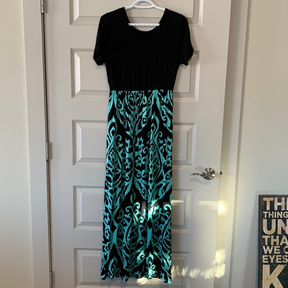 Womens dress - Picture 1 of 4